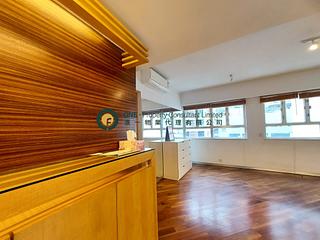 Mid Levels Central - Carlos Court 02