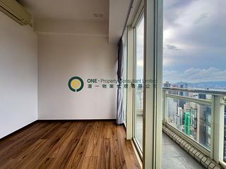 Soho - Centrestage 17
