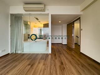 Soho - Centrestage 18