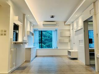 Mid Levels Central - Hillsborough Court Block 2 02