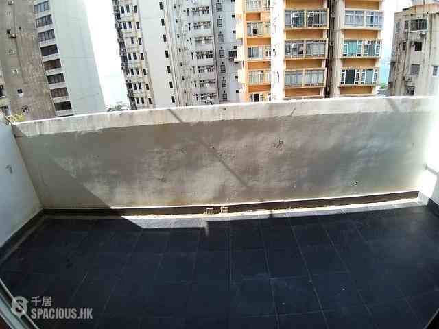 Sai Ying Pun - Mui Fong Apartments 01
