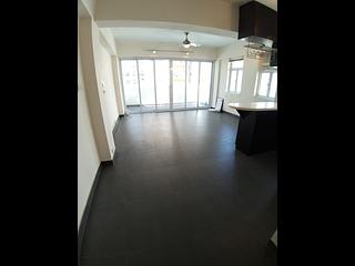 Sai Ying Pun - Mui Fong Apartments 03