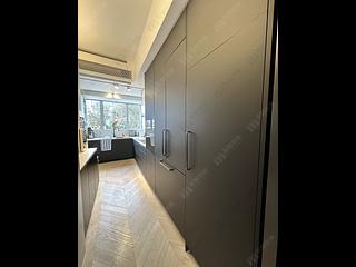 Wong Chuk Hang - Marinella Block 1 04