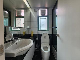Wan Chai - Royal Court 10