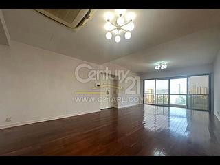 Stubbs Road - Nicholson Tower 02
