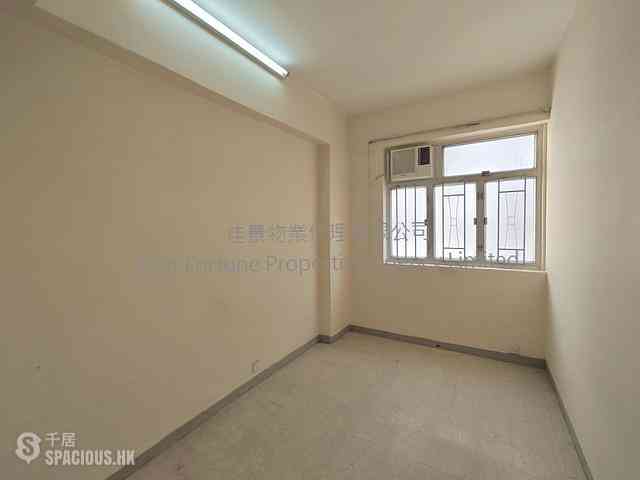 Kennedy Town - Mau Wah Mansion 03