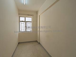 Kennedy Town - Mau Wah Mansion 04