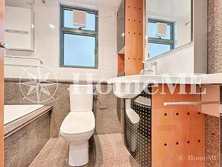 Mid Levels West - 80 Robinson Road 05