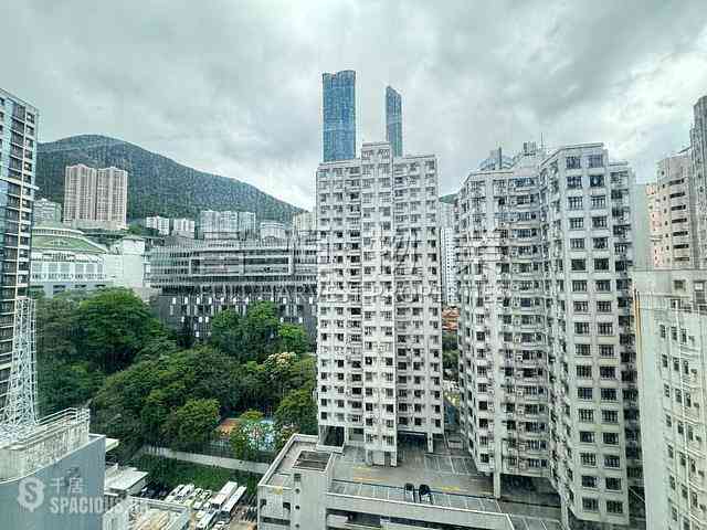 Happy Valley - Le Cachet 01