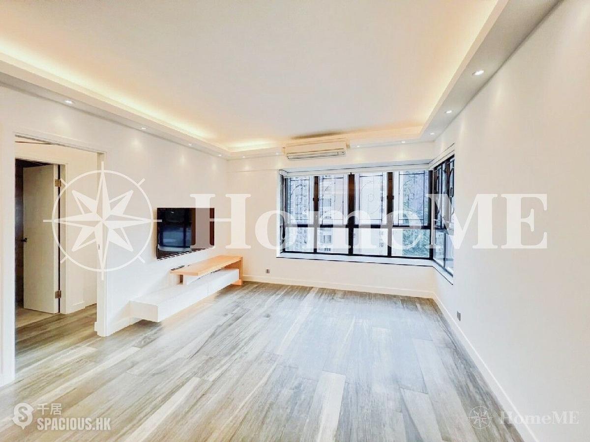 Mid Levels Central - Elegant Terrace 01