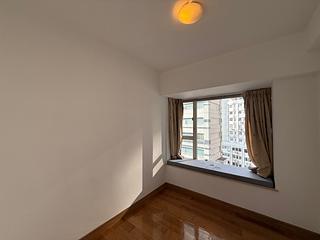 Soho - Centrestage Block 2 06