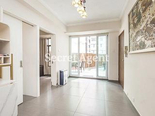 Mid Levels Central - Good View Court 05