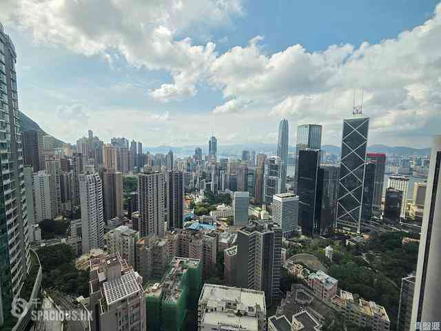 Mid Levels Central - Fairlane Tower 01