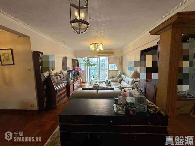 Mid Levels East - Camelot Heights 01