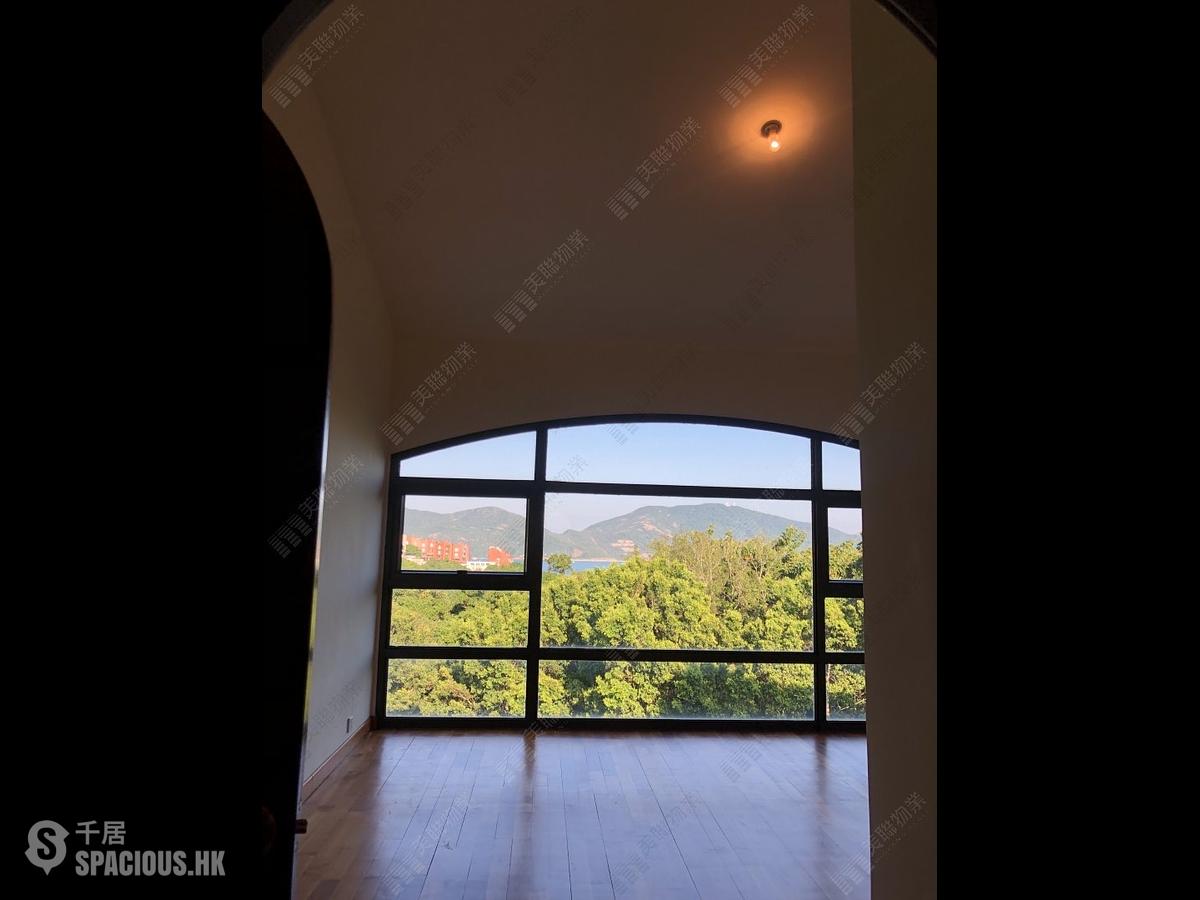 Chung Hom Kok - Casa Del Sol 01