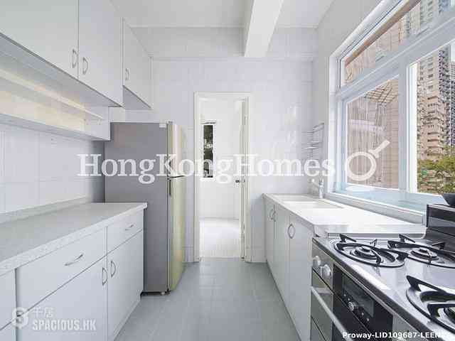 Mid Levels Central - 38A, Kennedy Road 12