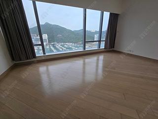 Ap Lei Chau - Larvotto 02
