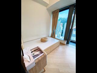 Shek Tong Tsui - Novum West 02