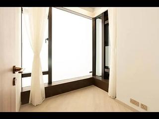 Tai Kok Tsui - Square Mile Phase 5 Gateway · Square Mile 04
