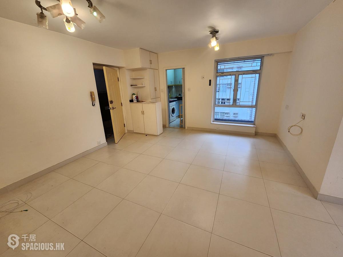Sai Ying Pun - Yue Sun Mansion Block 1 01