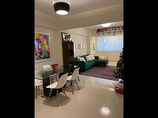 Wan Chai - Cheong Chun Building 13
