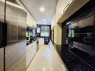 Mid Levels West - Kingsland Court 03