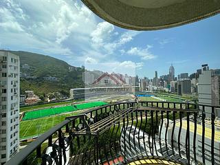 Happy Valley - Pioneer Court 03