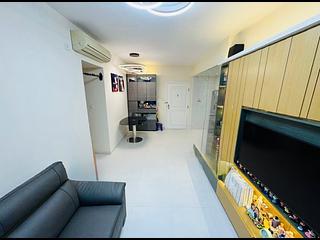 Hung Hom - Royal Peninsula Block 4 02