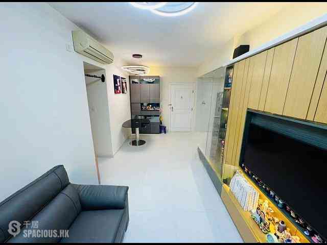 Hung Hom - Royal Peninsula Block 4 02
