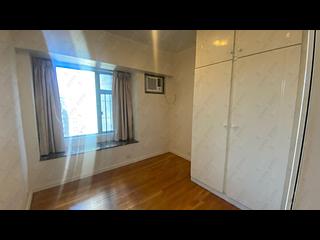 Mid Levels Central - Robinson Place Block 1 09
