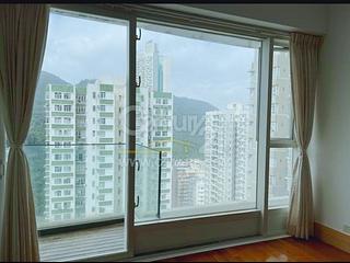 Quarry Bay - The Orchards 02