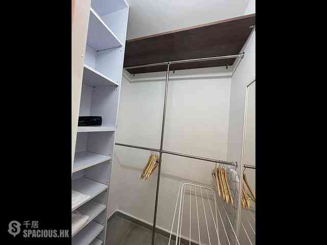 Wan Chai - Wing Tak Building Block C 06