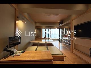 Causeway Bay - Hoi Deen Court 03