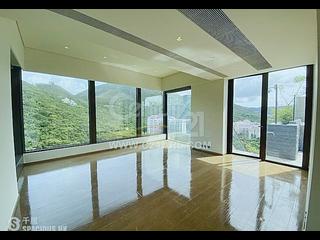Chung Hom Kok - City Icon 02