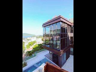 Chung Hom Kok - City Icon 10