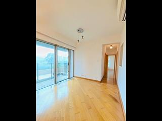 Tai Kok Tsui - Harbour Green Tower 3 03