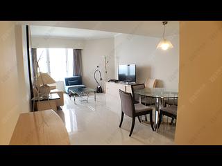 Wan Chai - Convention Plaza Apartments 06