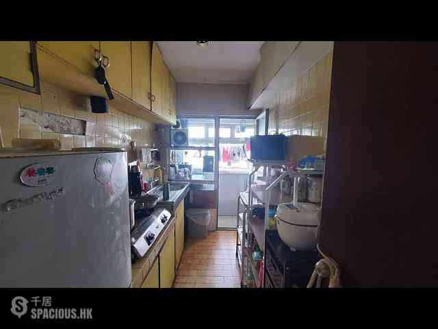 Quarry Bay - Westlands Gardens 08