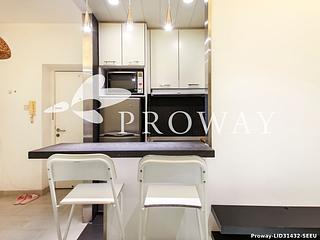 Causeway Bay - Wah Ying Building 09