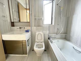 Tung Chung - The Visionary Tower 8 07