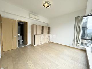Tung Chung - The Visionary Tower 8 08