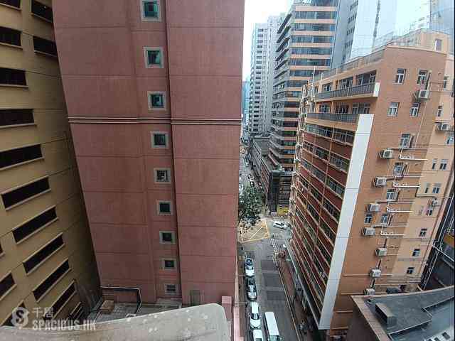 Wan Chai - Yen Men Building 02