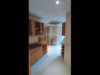 Mid Levels Central - Fairlane Tower 11