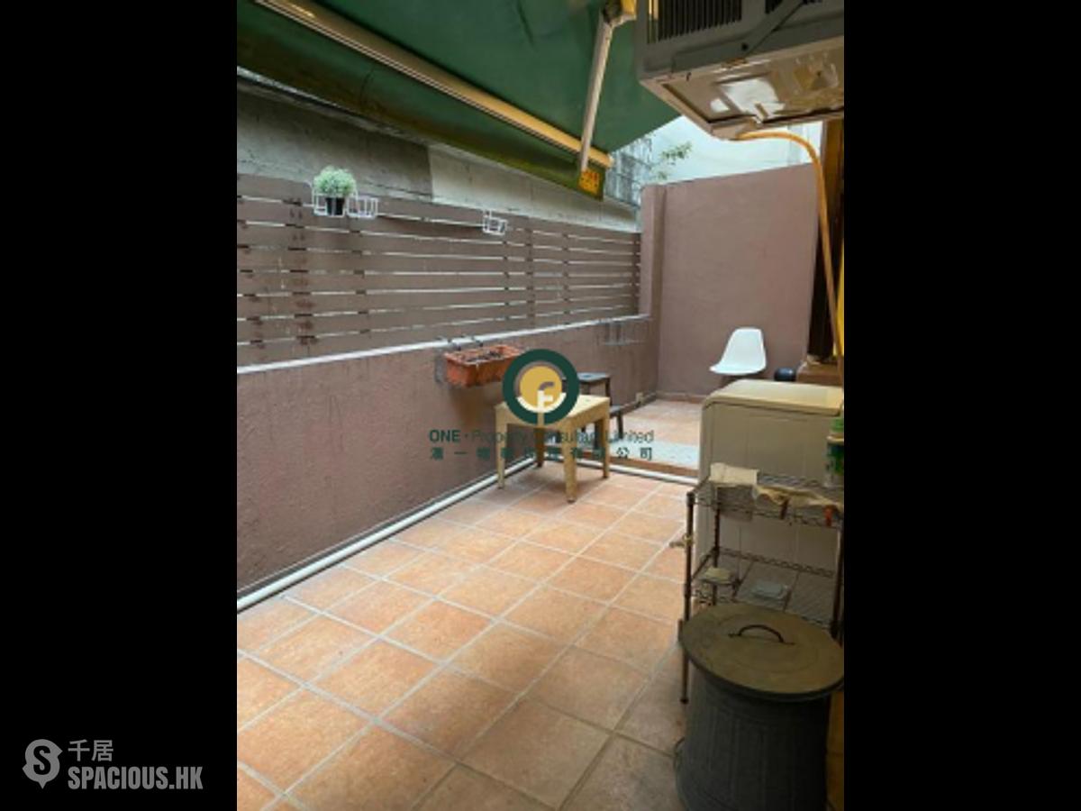Sai Ying Pun - Wah Lee Building 01