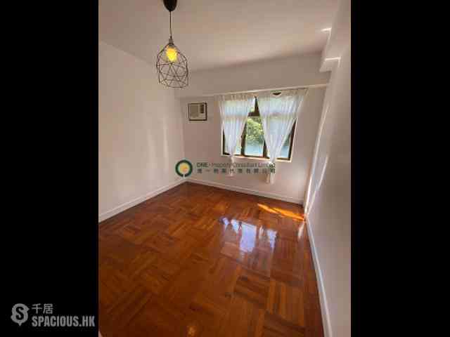 Mid Levels West - Emerald Gardens 05