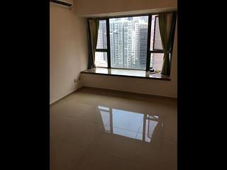 Sheung Wan - Queen's Terrace Block 2 02