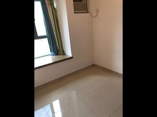 Sheung Wan - Queen's Terrace Block 2 04