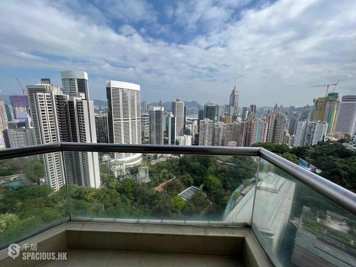 Mid Levels East - Bowen Place 01