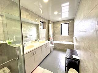 Mid Levels Central - Kennedy Heights 04