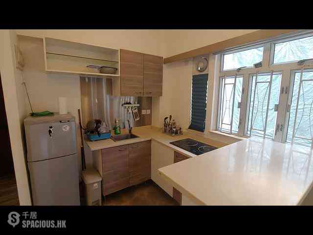 Central - 14, Gage Street 04